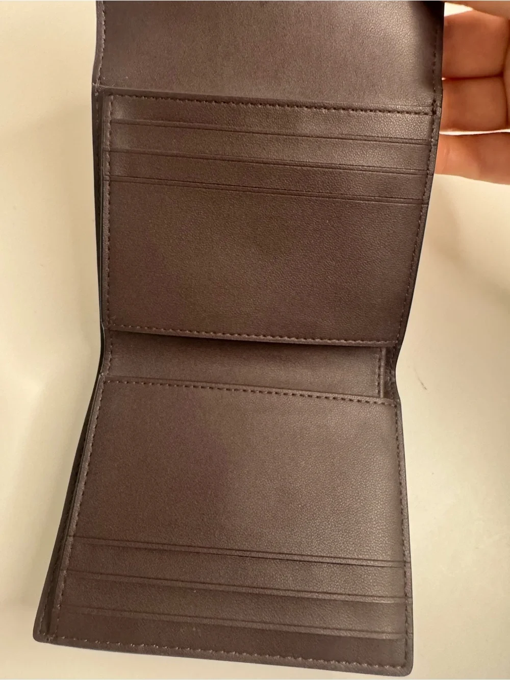 #423 Coach Wyn Crossgrain Leather Trifold Compact Wallet